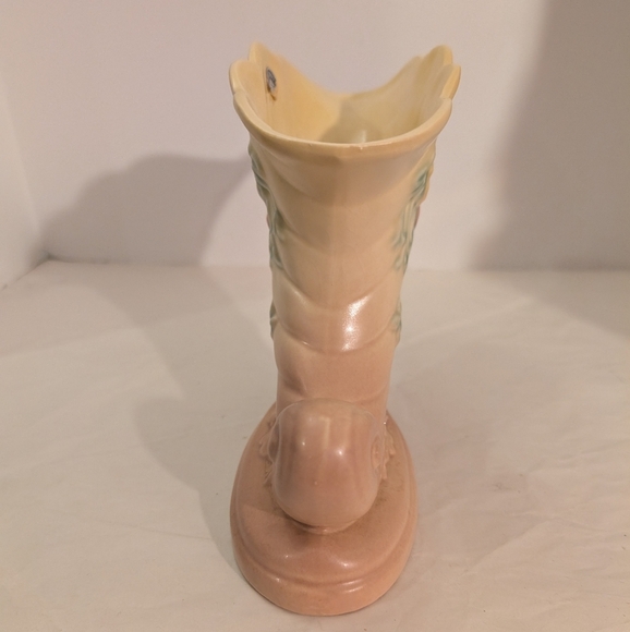 Vintage Hall Art Pottery Wildflower Cornucopia Vase - W 7 - 7 1/2 - Picture 2 of 12